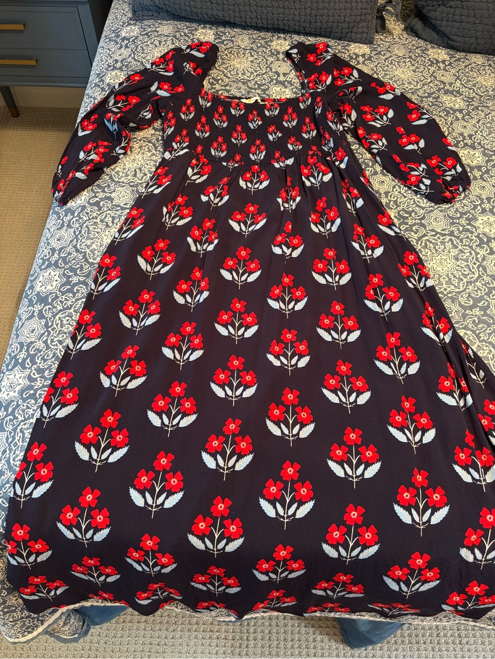 Boden Floral Smocked Puff-Sleeve Dress - Navy with Red Flowers